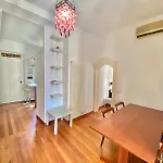 C&l Apartment, In Coorte Milanese, Silenziosa E Nel Cuore Della Citta Di Milano, Duomo, Rho Fiera E Stadio San Siro Apartment