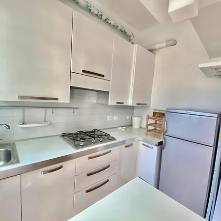 아파트 C&l Apartment, In Coorte Milanese, Silenziosa E Nel Cuore Della Citta Di Milano, Duomo, Rho Fiera E Stadio San Siro *